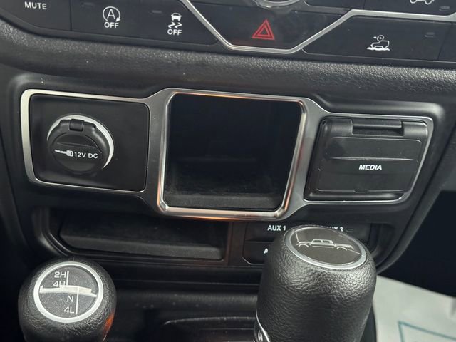 Certified 2024 Jeep Gladiator Sport image 34