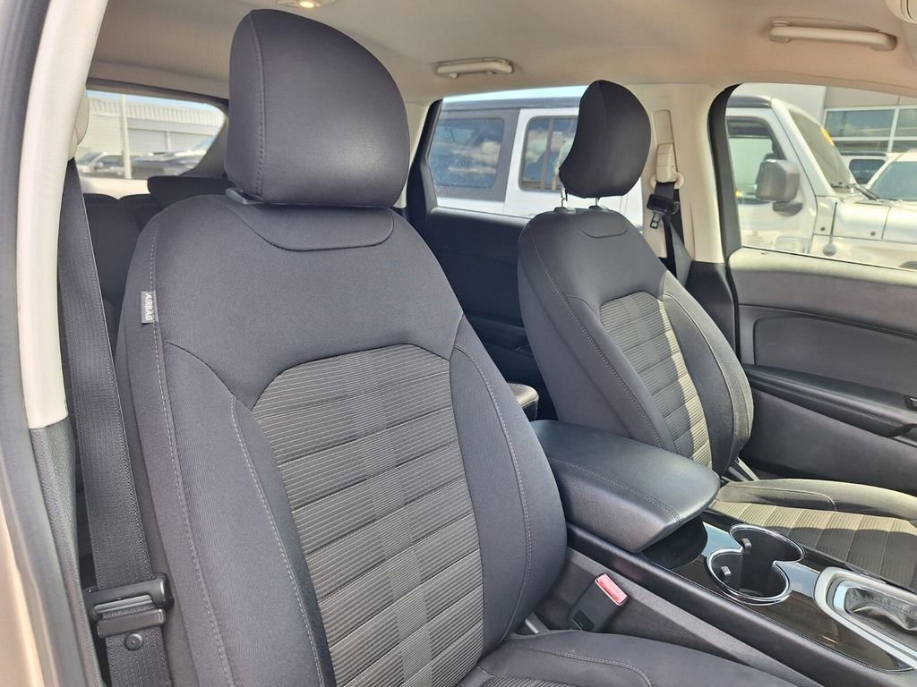 Used 2018 Ford Edge SEL w/ Class II Trailer Tow Package AWD/4WD image 30