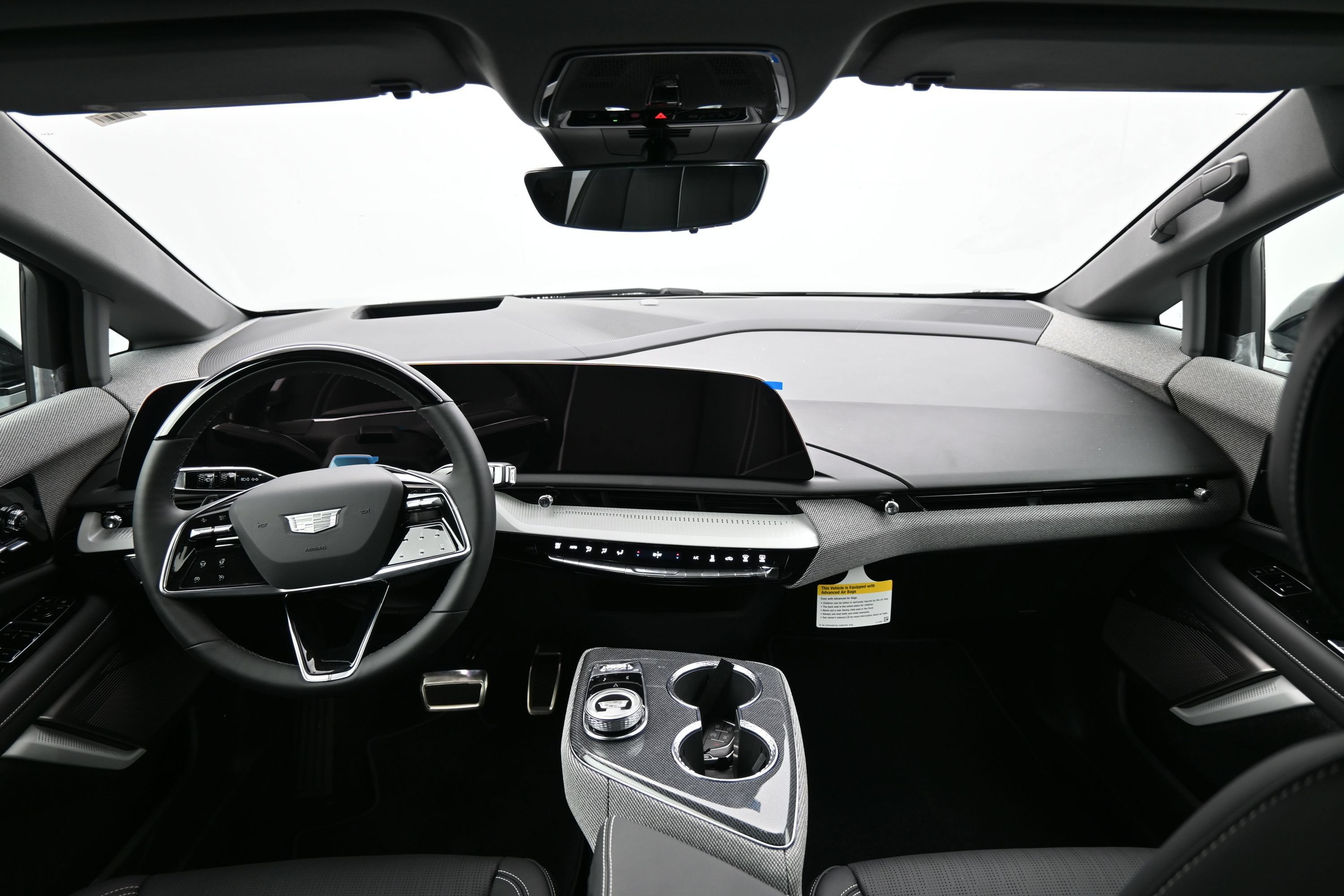 New 2026 Cadillac Optiq Sport 2 w/ LPO, Floor Liner Package AWD/4WD image 9