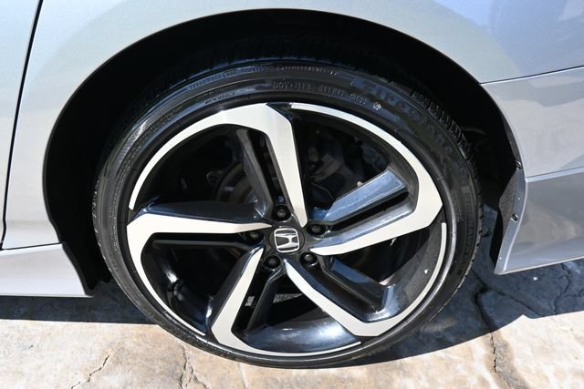 Used 2018 Honda Accord Sport image 13