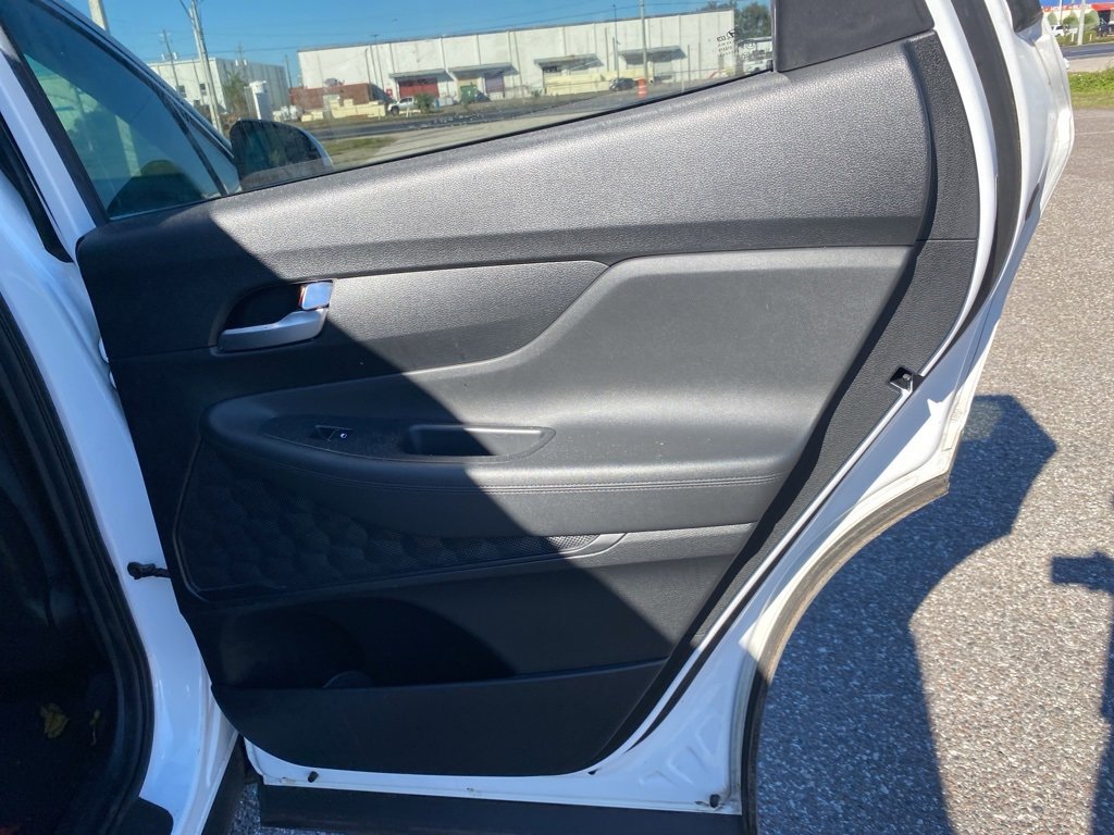 Used 2022 Hyundai Santa Fe SEL w/ Cargo Package image 15