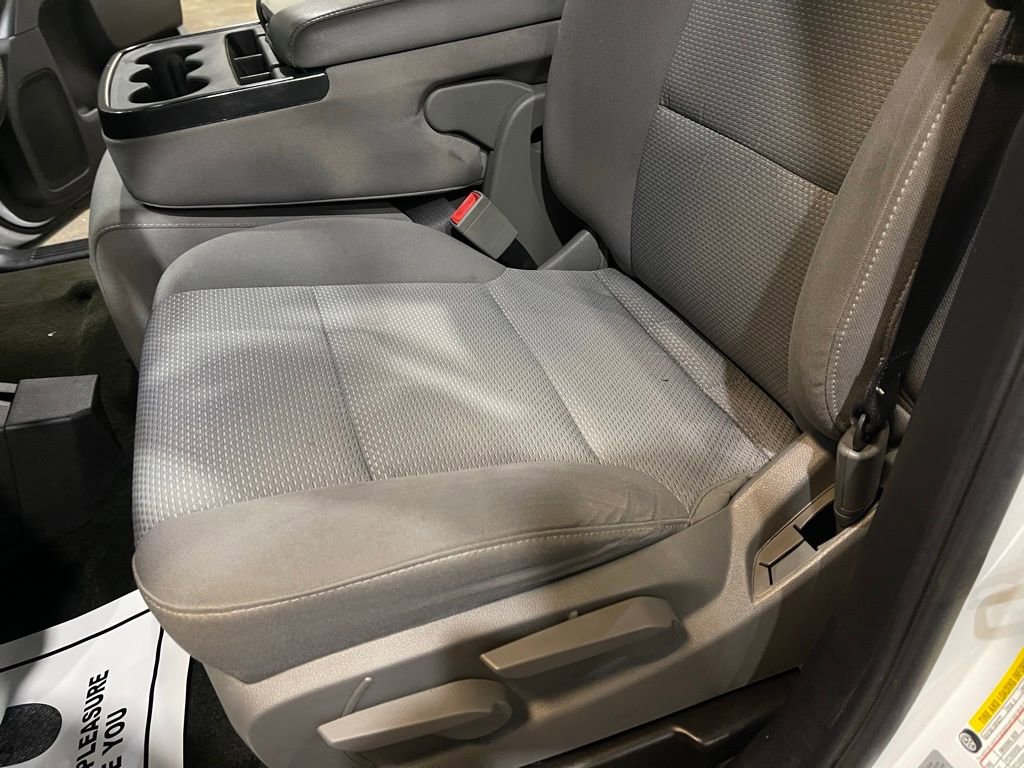 Used 2017 Chevrolet Silverado 1500 Custom w/ Custom Convenience Package image 27