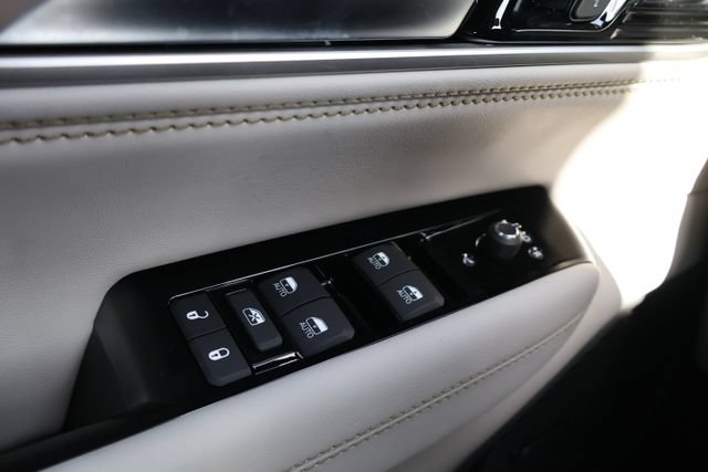 New 2026 Jeep Grand Wagoneer L 2WD w/ Premium Group I image 17