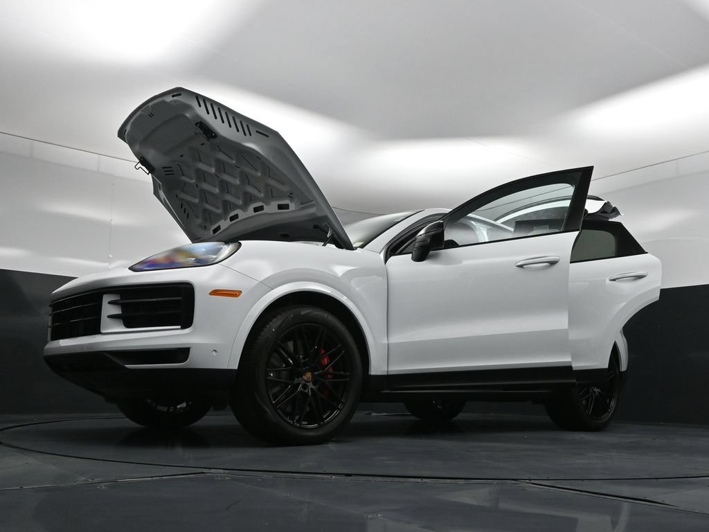 New 2026 Porsche Cayenne S AWD/4WD image 35