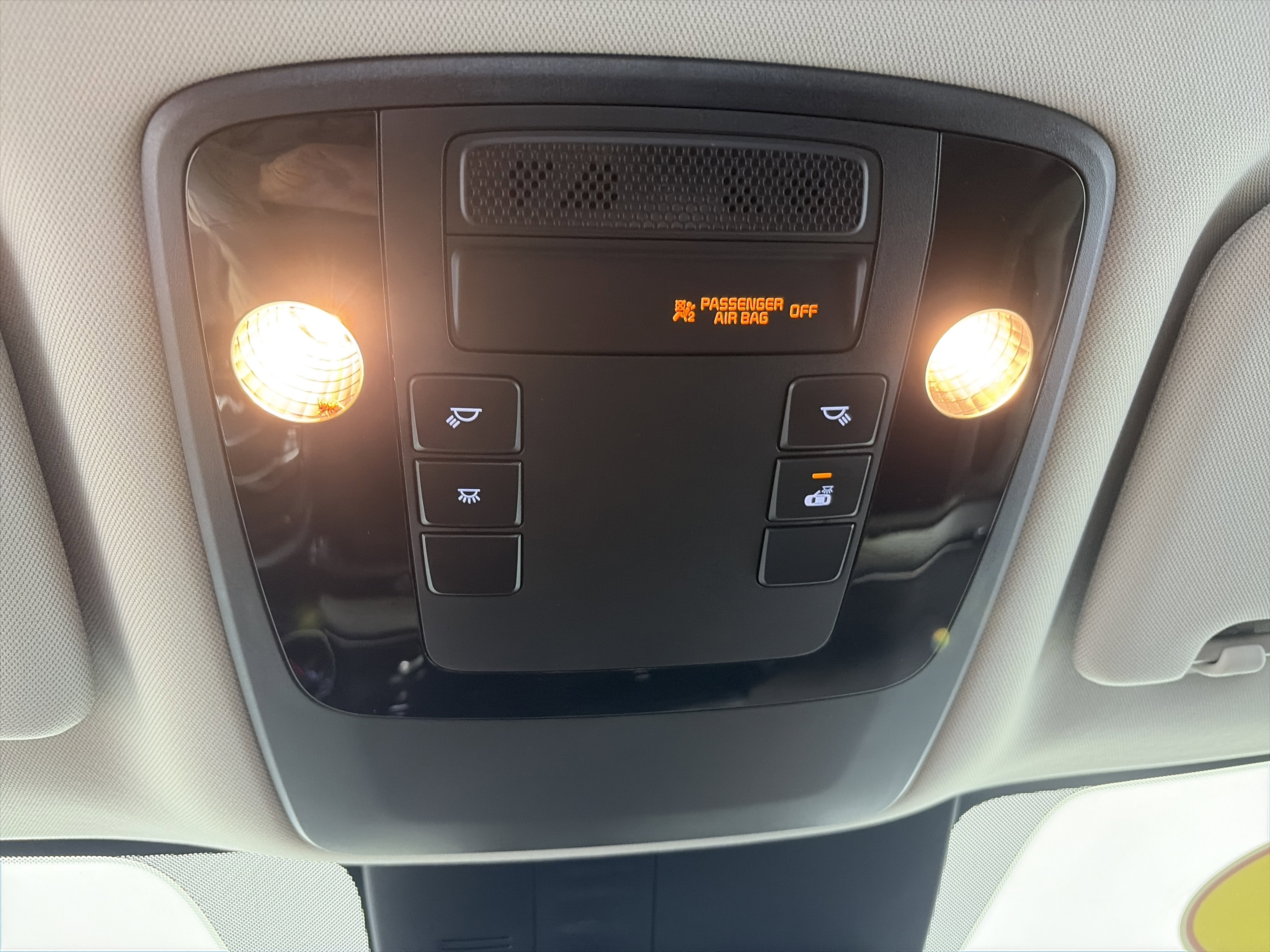 Used 2024 Kia Carnival LX image 38