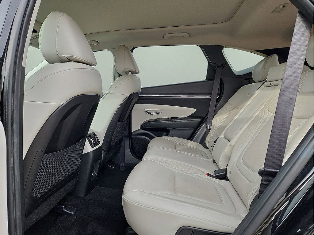 Used 2023 Hyundai Tucson Limited image 17