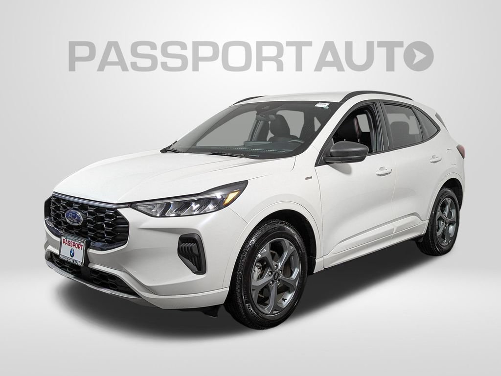 Used 2023 Ford Escape ST-Line w/ Tech Pack #1 AWD/4WD image 1