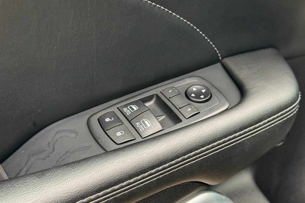 Used 2021 Dodge Challenger R/T Scat Pack RWD image 28