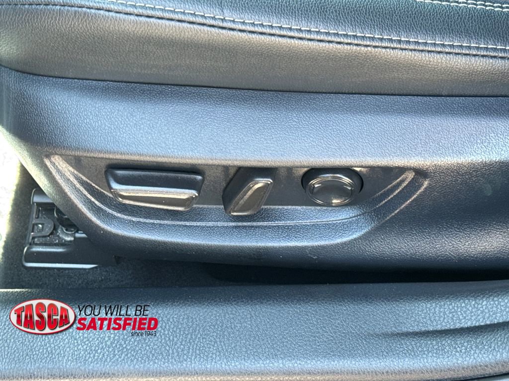 Used 2025 Toyota Camry SE w/ Convenience Package AWD/4WD image 49