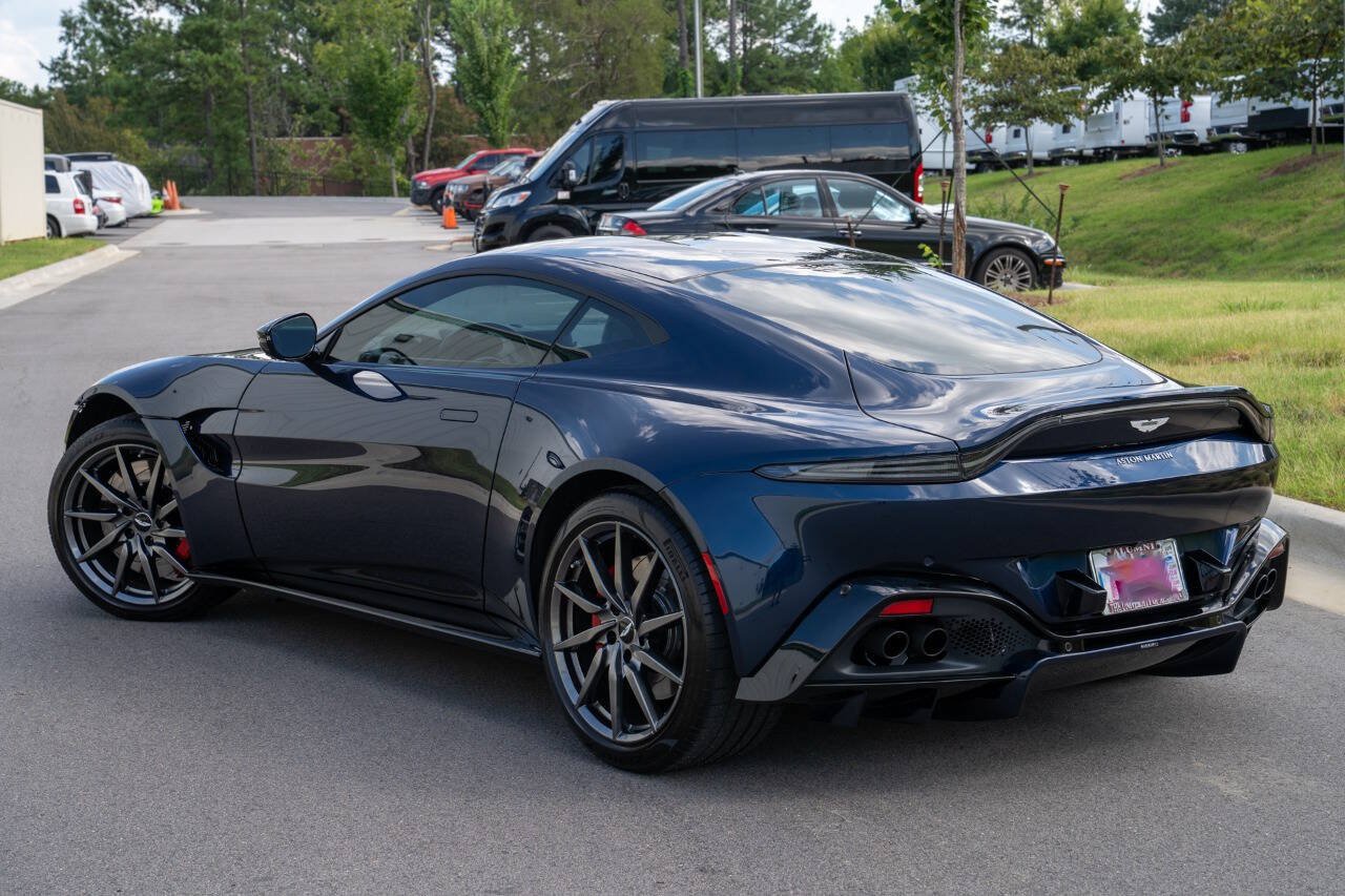 Used 2020 Aston Martin V8 Vantage Coupe RWD image 14