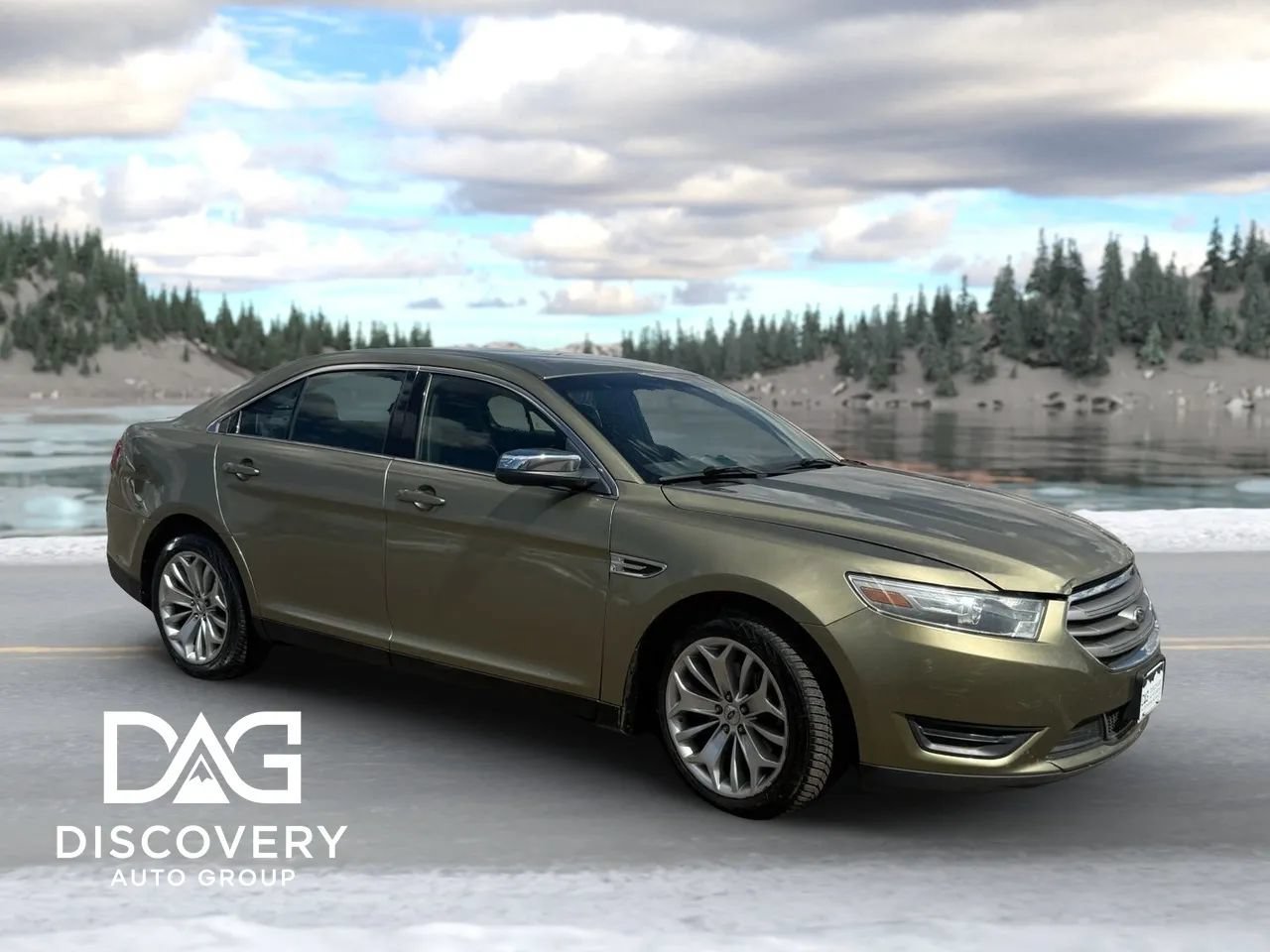 Used 2013 Ford Taurus Limited FWD image 7
