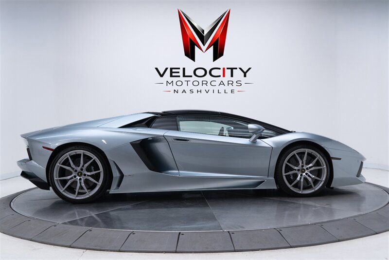 Used 2013 Lamborghini Aventador LP 700-4 AWD/4WD image 7