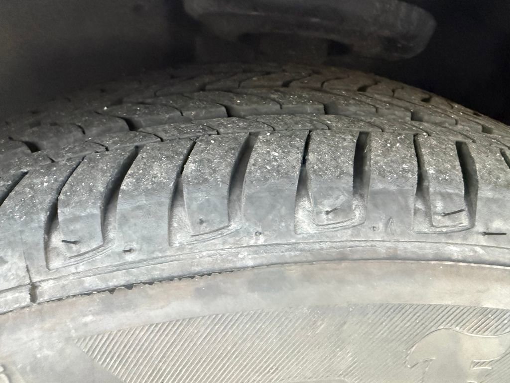 Used 2025 Chevrolet Malibu LS image 27