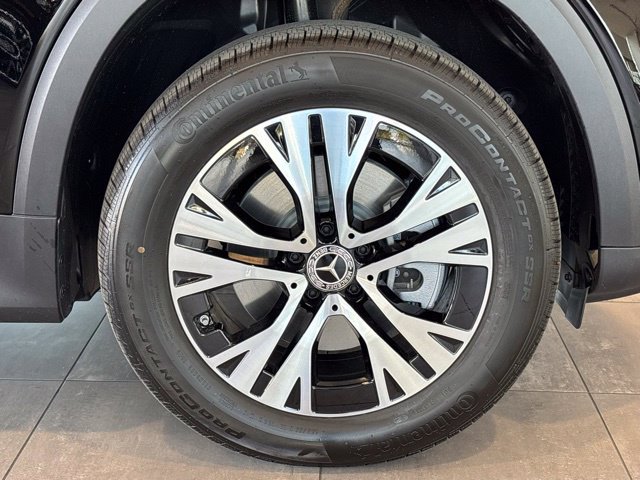 Certified 2026 Mercedes-Benz GLB 250 4MATIC image 31