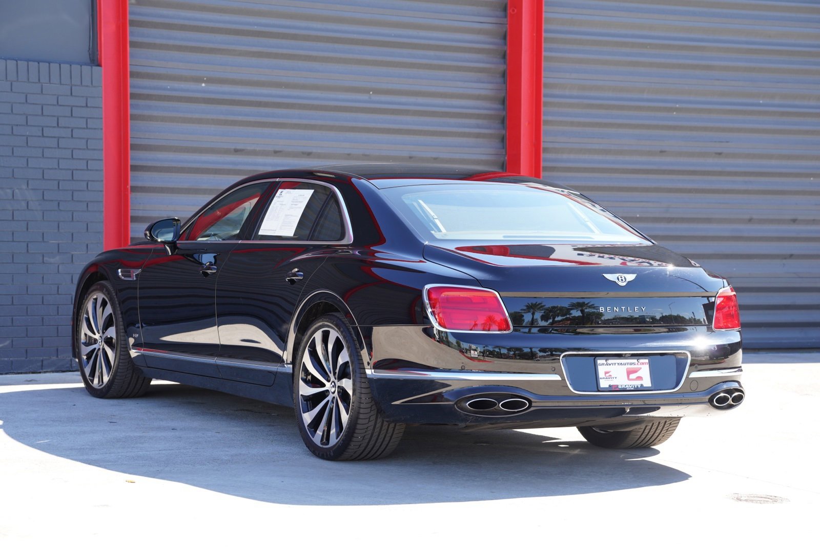 Used 2022 Bentley Flying Spur V8 image 4