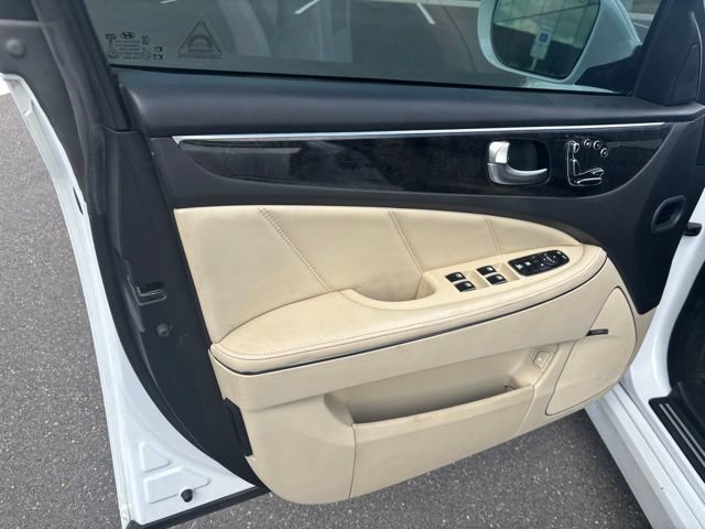 Used 2015 Hyundai Equus Ultimate RWD image 9