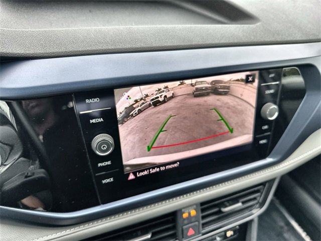 Used 2024 Volkswagen Taos SE image 25