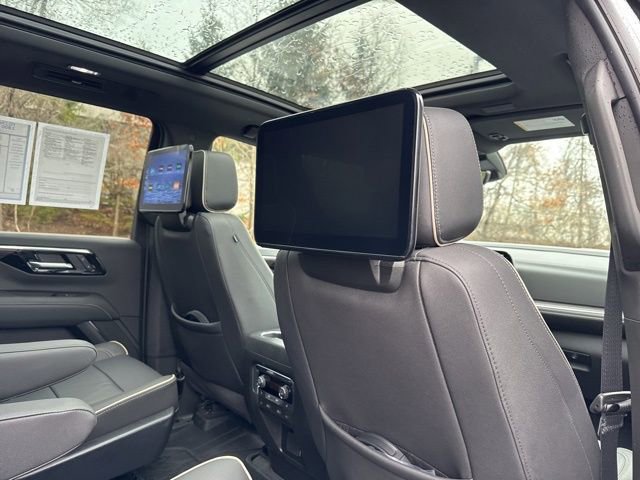 Used 2025 Chevrolet Tahoe Premier image 32