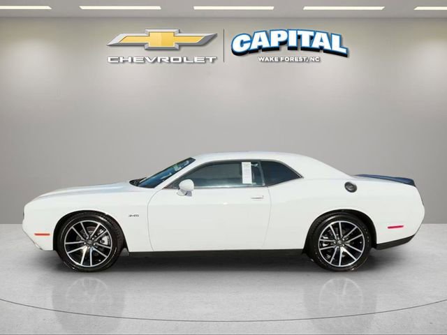 Used 2023 Dodge Challenger R/T w/ Plus Package RWD image 2