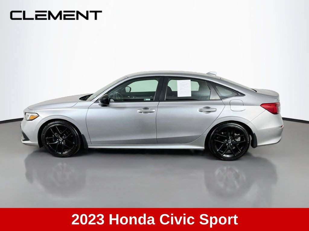 Used 2023 Honda Civic Sport image 4