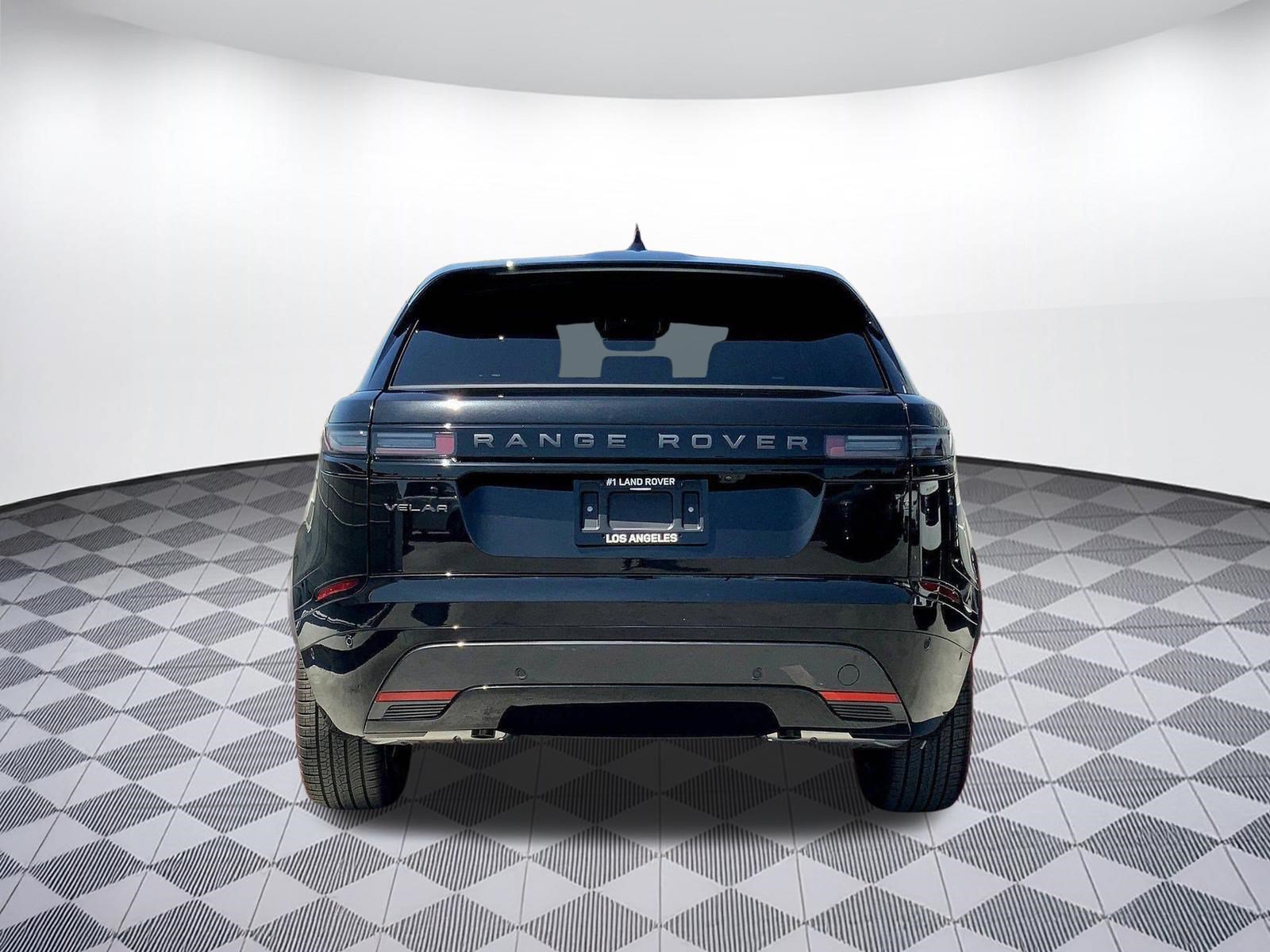 Certified 2026 Land Rover Range Rover Velar Dynamic SE AWD/4WD image 6