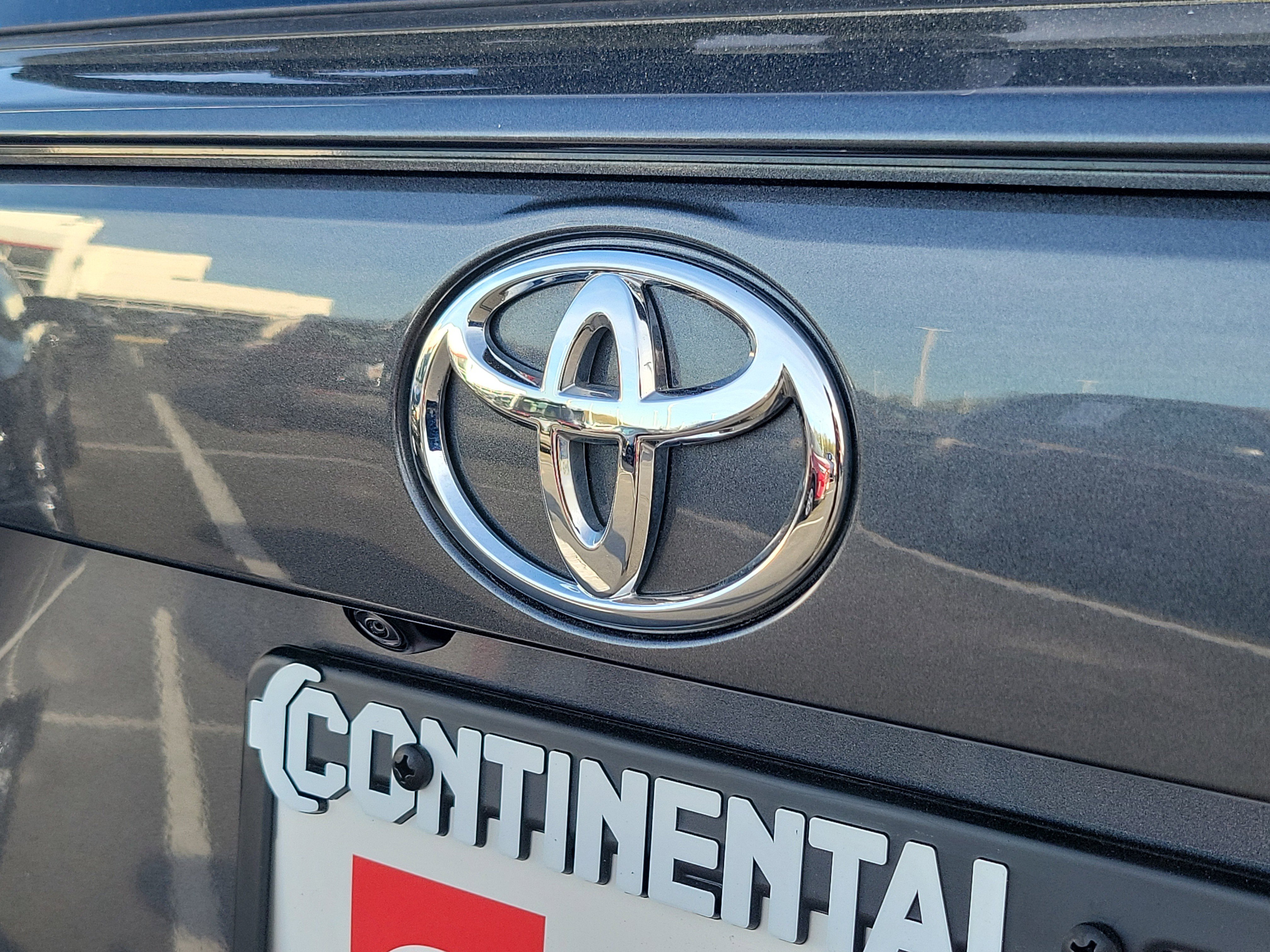 Certified 2025 Toyota RAV4 XLE AWD/4WD image 7