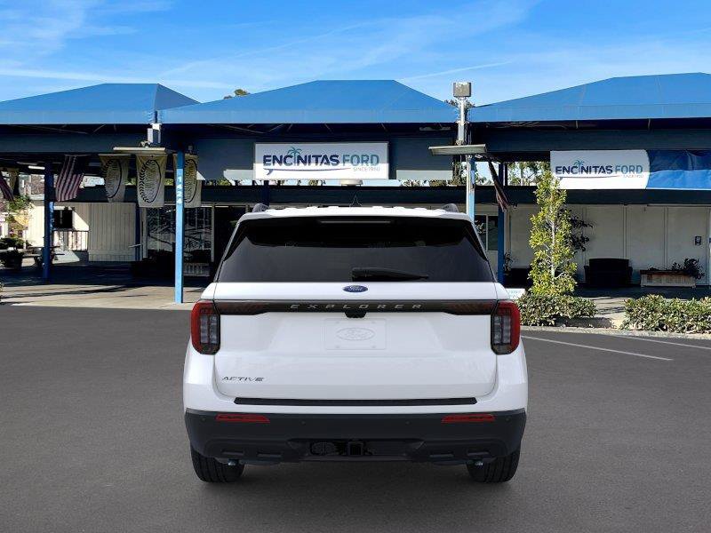 New 2026 Ford Explorer Active RWD image 5
