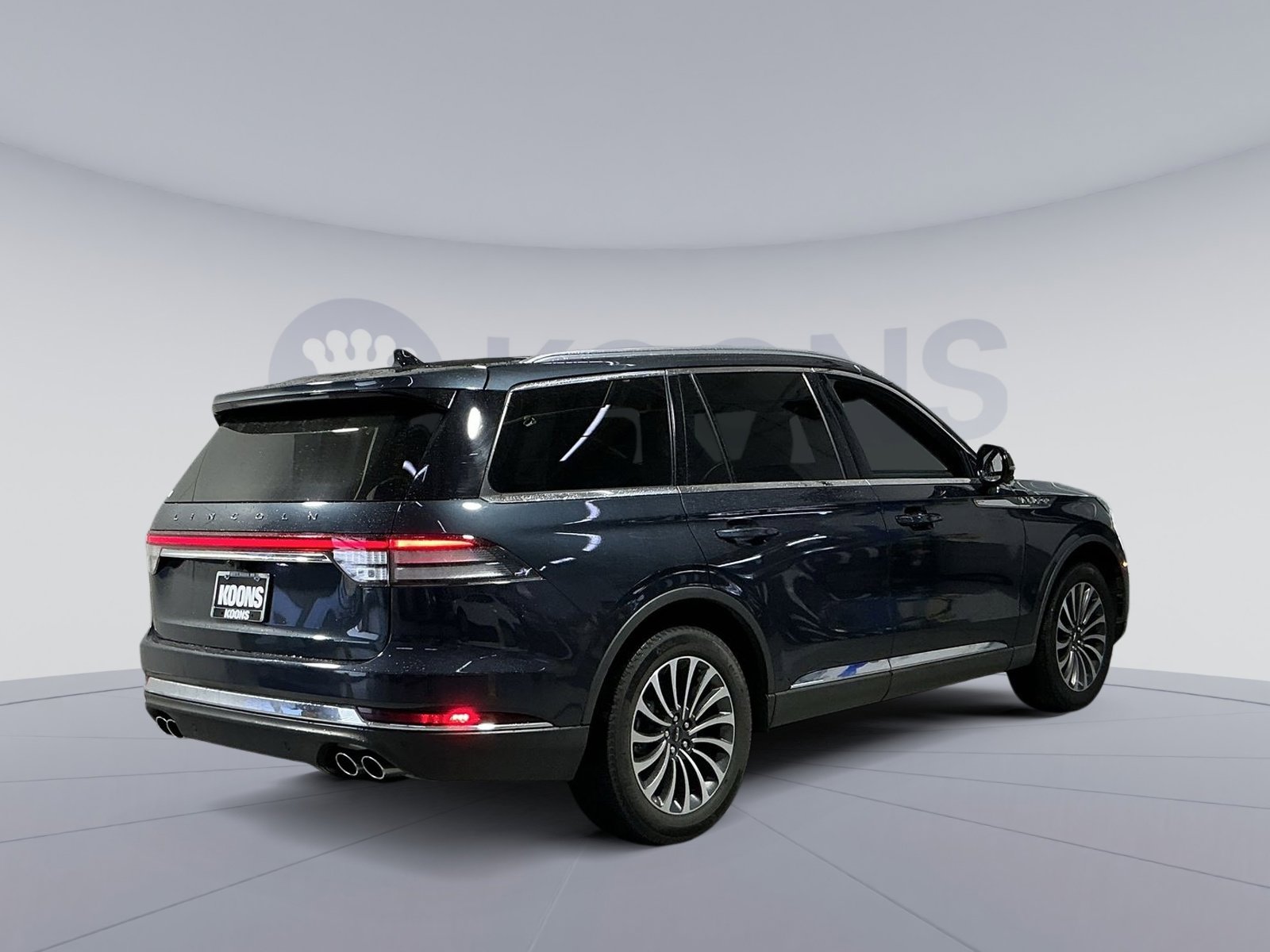 Used 2023 Lincoln Aviator Reserve w/ Elements Package Plus image 16