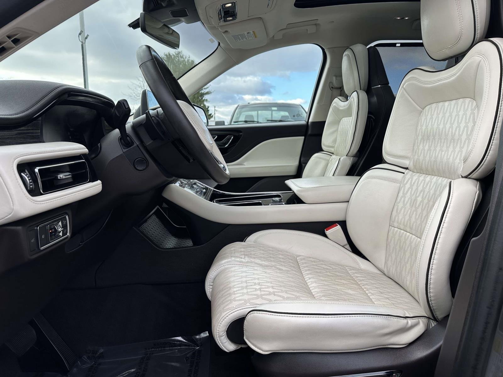 Used 2020 Lincoln Aviator Black Label w/ Dynamic Handling Package image 22