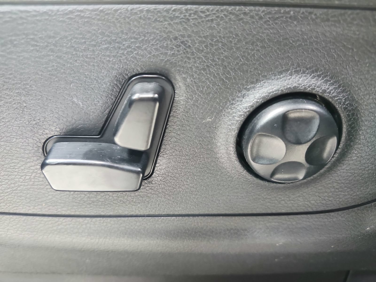 Used 2020 RAM 1500 Big Horn AWD/4WD image 21