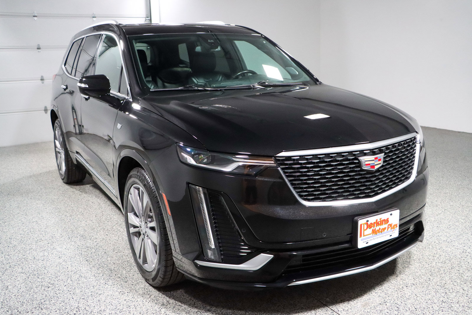 Used 2024 Cadillac XT6 Premium Luxury AWD/4WD image 5