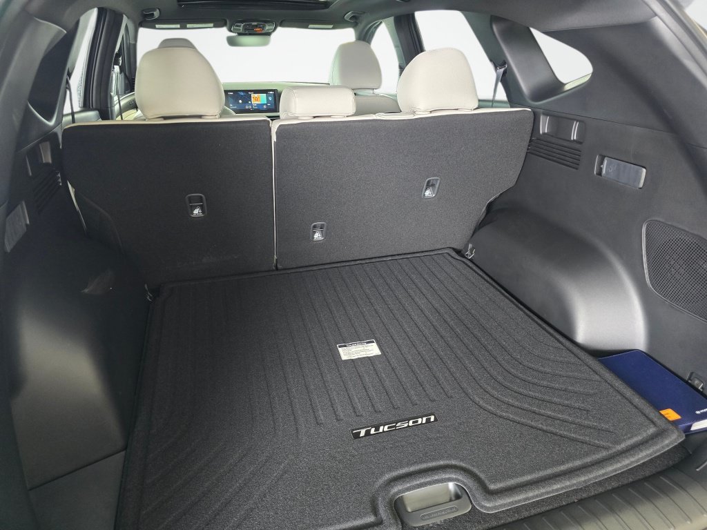 New 2026 Hyundai Tucson Limited AWD/4WD image 17