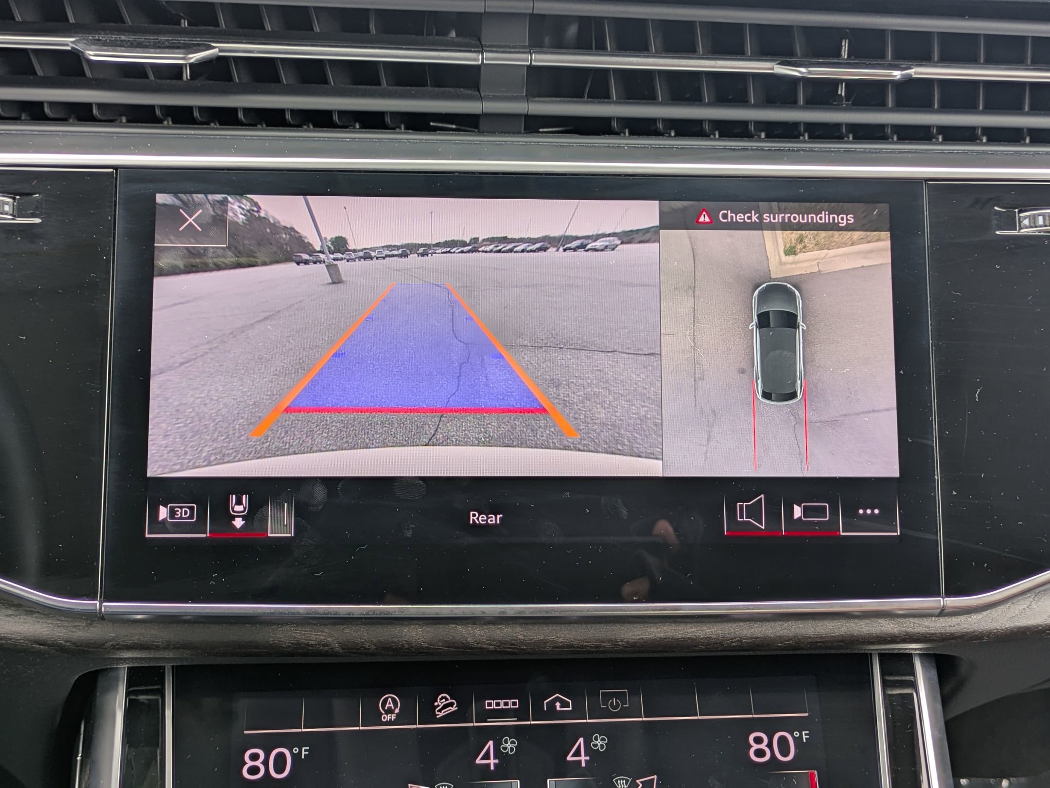 Used 2022 Audi Q8 Premium Plus w/ Premium Plus Package image 15