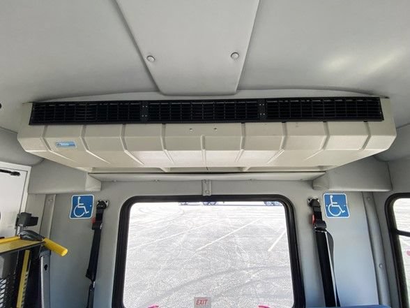 Used 2014 Ford F550 2WD Regular Cab Super Duty image 34