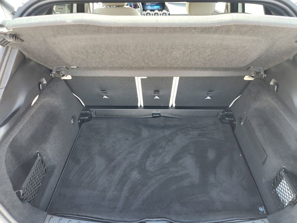 Used 2025 Mercedes-Benz GLA 250 4MATIC image 13