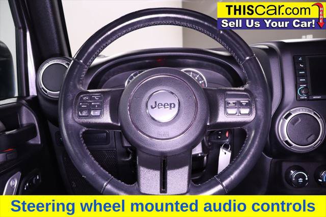 Used 2018 Jeep Wrangler Unlimited Rubicon w/ Connectivity Group AWD/4WD image 17