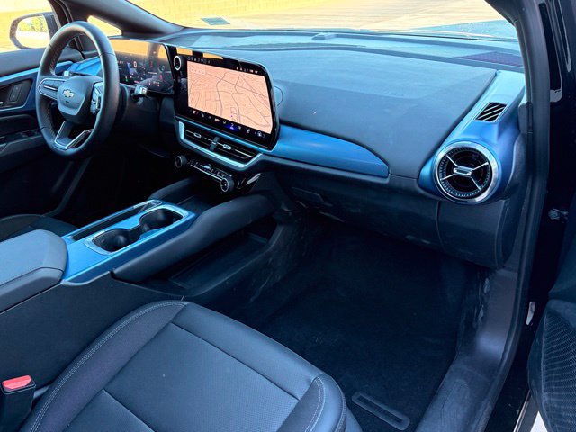 Used 2024 Chevrolet Equinox EV LT FWD image 13