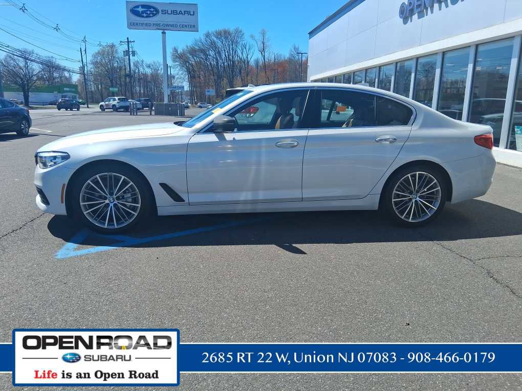 Used 2018 BMW 530i xDrive AWD/4WD image 4