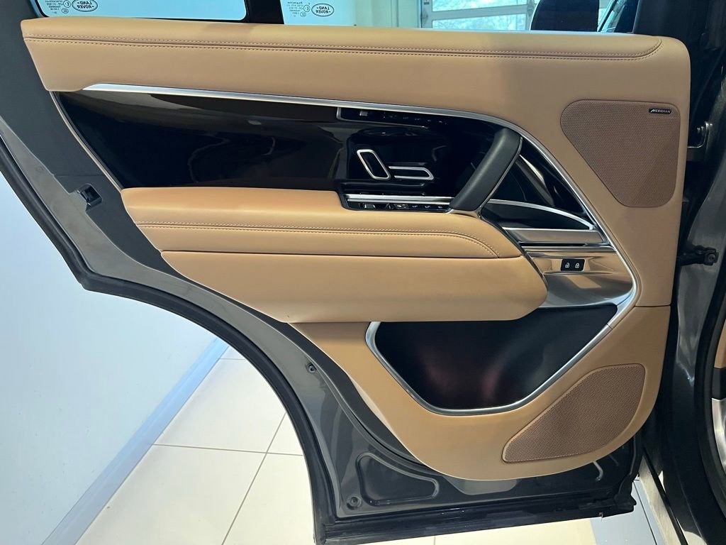 Used 2023 Land Rover Range Rover SE AWD/4WD image 28