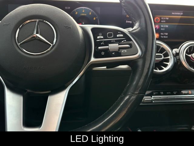 Used 2021 Mercedes-Benz GLB 250 4MATIC image 32