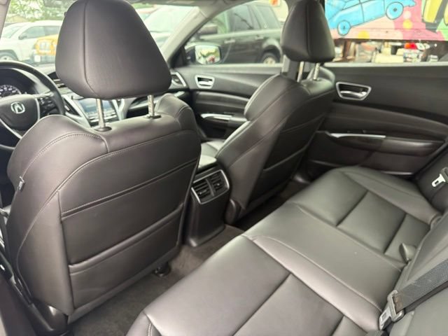 Used 2018 Acura TLX FWD image 18