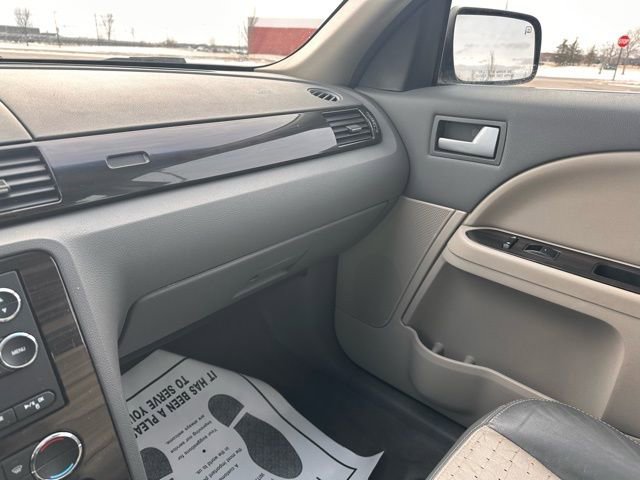 Used 2009 Mercury Sable Premier image 22