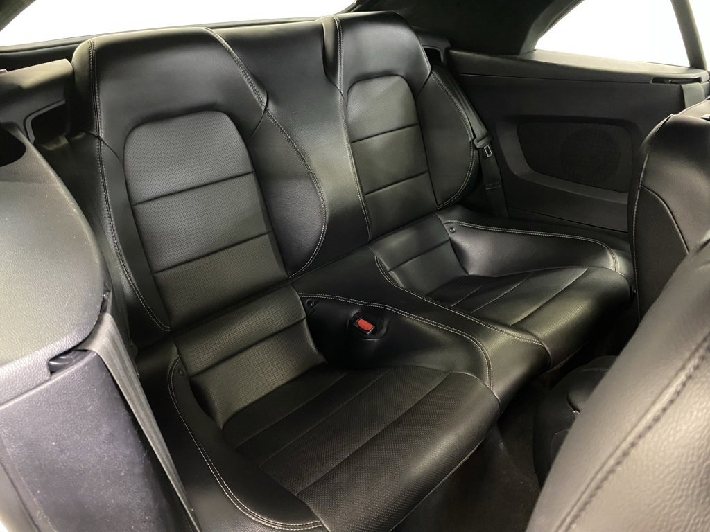 Used 2022 Ford Mustang Premium image 18