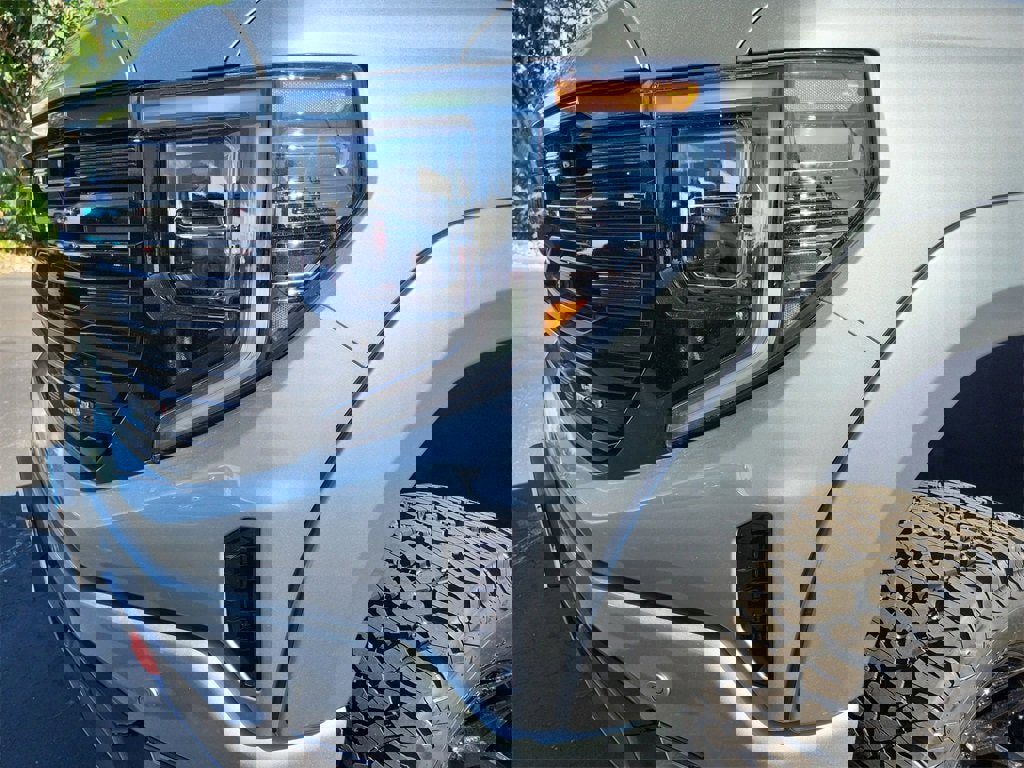 New 2025 GMC Sierra 1500 AT4 w/ AT4 Premium Package image 5