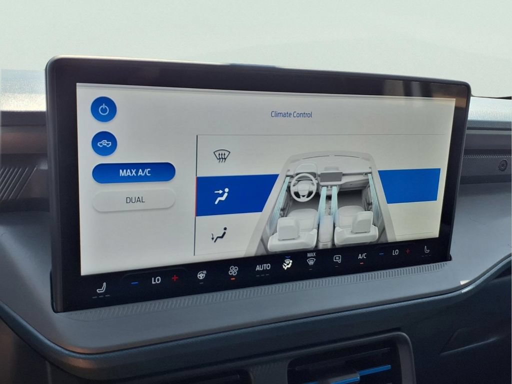 New 2026 Ford Maverick Lobo AWD/4WD image 7