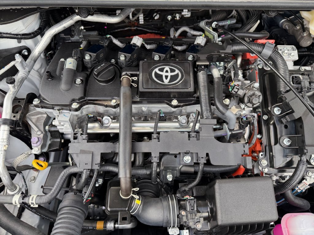 Used 2025 Toyota Corolla SE w/ Carpet Mat Package (TMS) FWD image 30