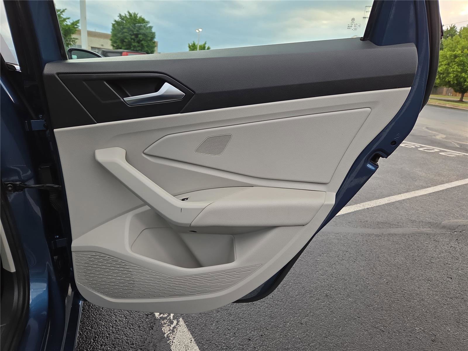 Used 2019 Volkswagen Jetta SE FWD image 28