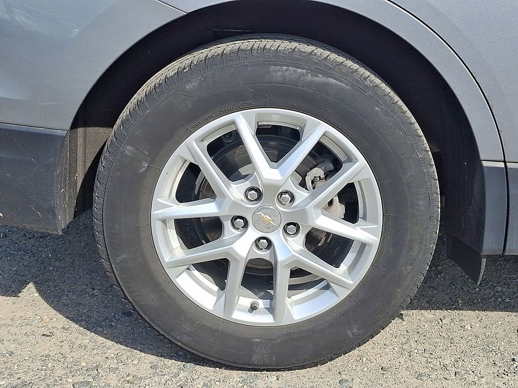 Used 2023 Chevrolet Equinox LS w/ Driver Confidence II Package image 10