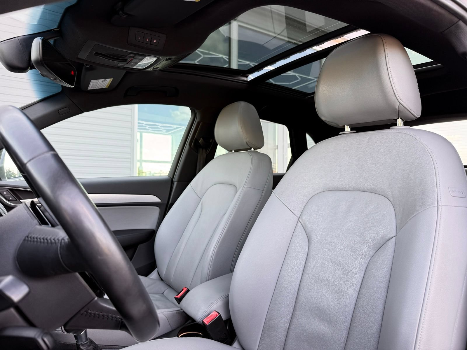 Used 2018 Audi Q3 2.0T Premium FWD image 18