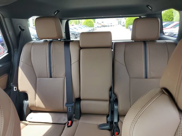 Used 2025 Toyota 4Runner Limited RWD image 11